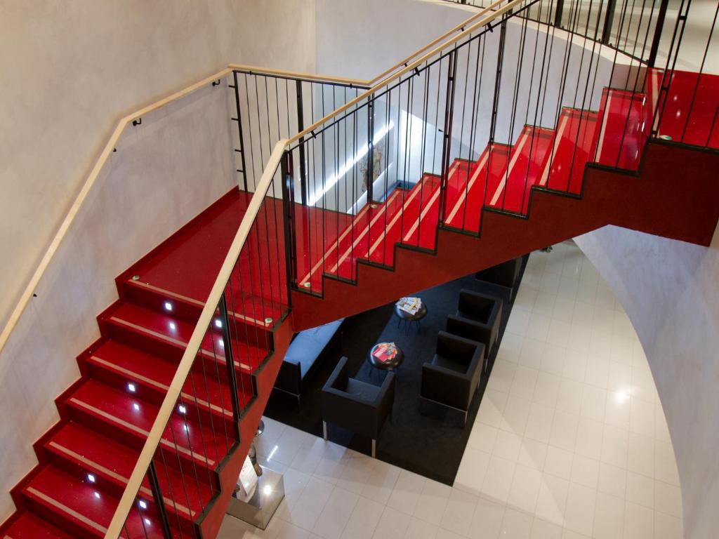 Ea Hotel Tereziansky Dvur Градец-Кралове Экстерьер фото